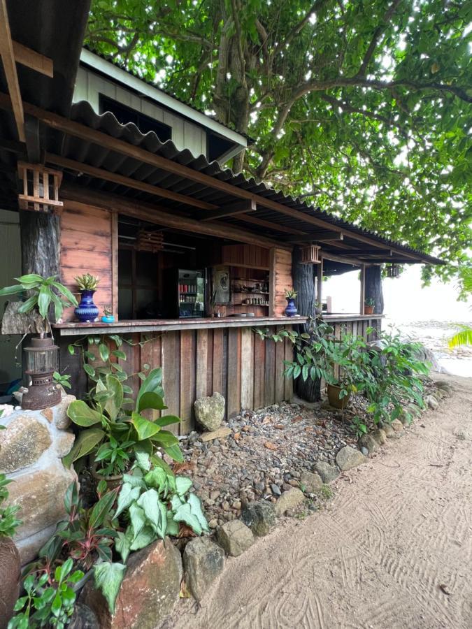 Beach House Kampung Genting Exterior foto