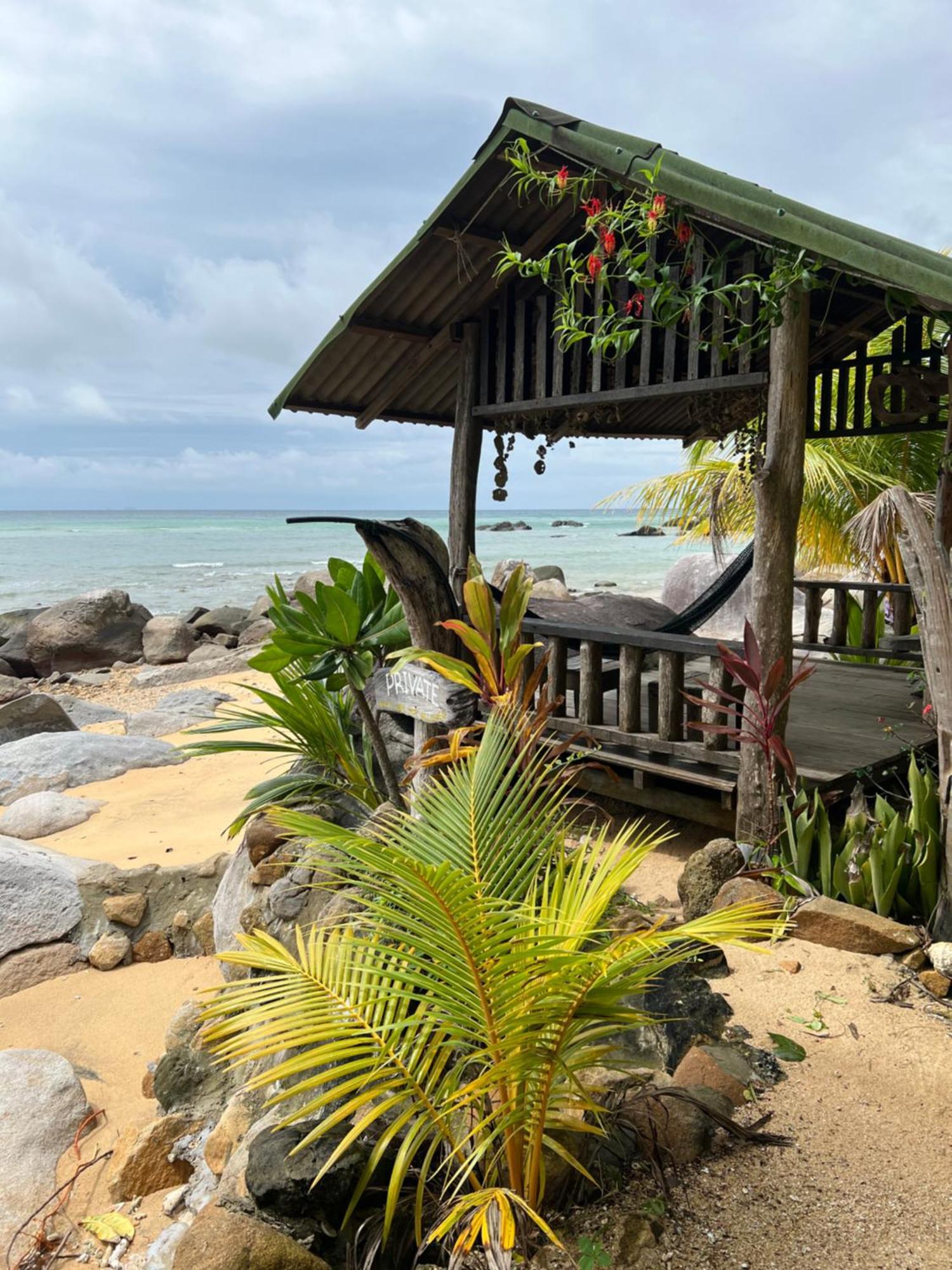 Beach House Kampung Genting Exterior foto